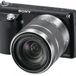 Sony NEX-F3 in schwarz + 18-55mm Objektiv (NEX-F3KS) für 307,90€ inkl. Versand