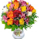 Blume Ideal: Blumenstrauß „Farbtraum“ mit Rosen & Inkalilien für 25,98€ inkl. Versand